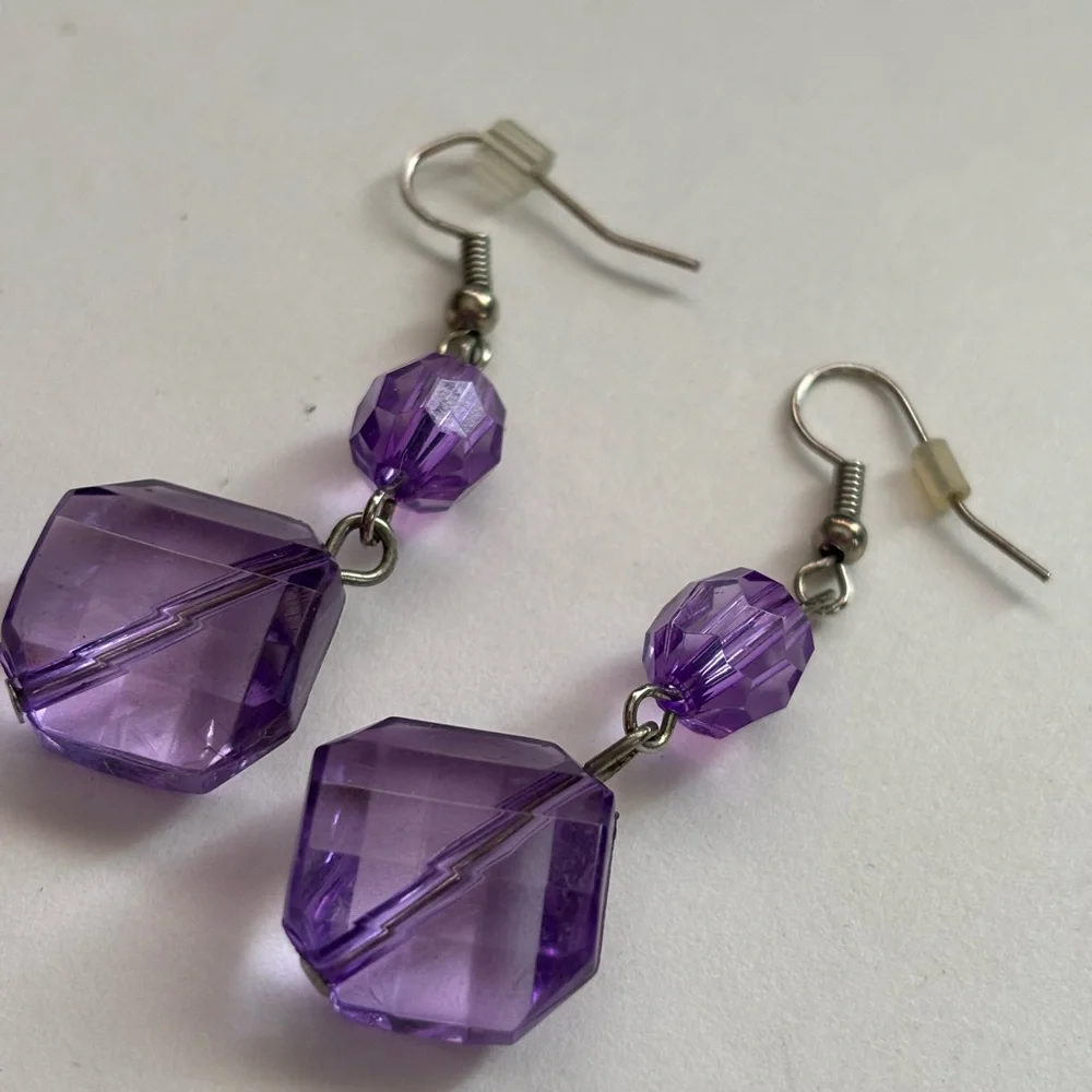 Beautiful Purple Faceted Dangle Earrings - Women Jewelry
